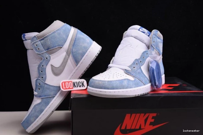 Reps LUCY Hyper 555088-402 OG High Royal Jordan 1 Retro 0727